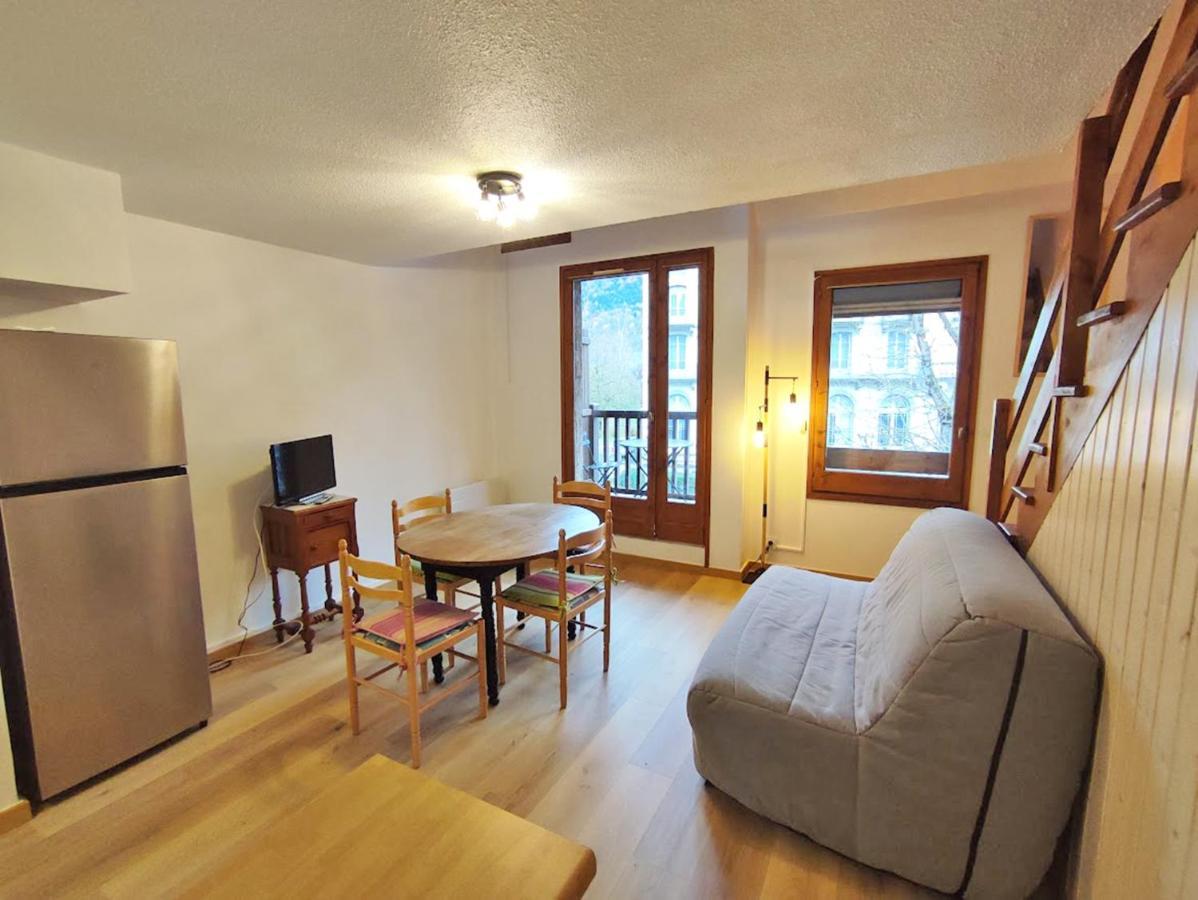 Reves De Montagne, T2 Bis, Luchon, Wifi, Parking Gratuit, 4 Personnes Apartment Bagneres-de-Luchon Luaran gambar
